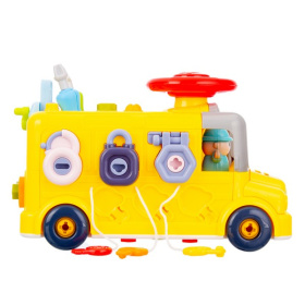 Набор развивающий Elefantino "Юный механик", в комплекте: гаечный ключ, отвертка, съемный двигатель Набор развивающий Elefantino "Юный механик", в комплекте: гаечный ключ, отвертка, съемный двигатель