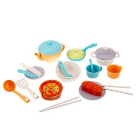 Набор Girl's Club "Посуда", более 18 предметов, органические материалы Набор Girl's Club "Посуда", более 18 предметов, органические материалы