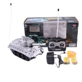 Танк на пульте радиоуправления, стреляет маленькими пульками Танк на пульте радиоуправления, стреляет маленькими пульками