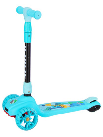 Самокат трехколесный со светящимися колесами Самокат трехколесный со светящимися колесами