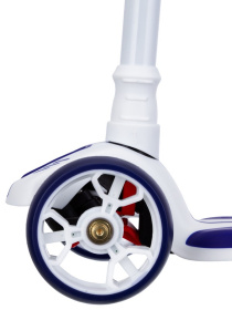 Самокат четырехколесный со светящимися колесами Самокат четырехколесный со светящимися колесами